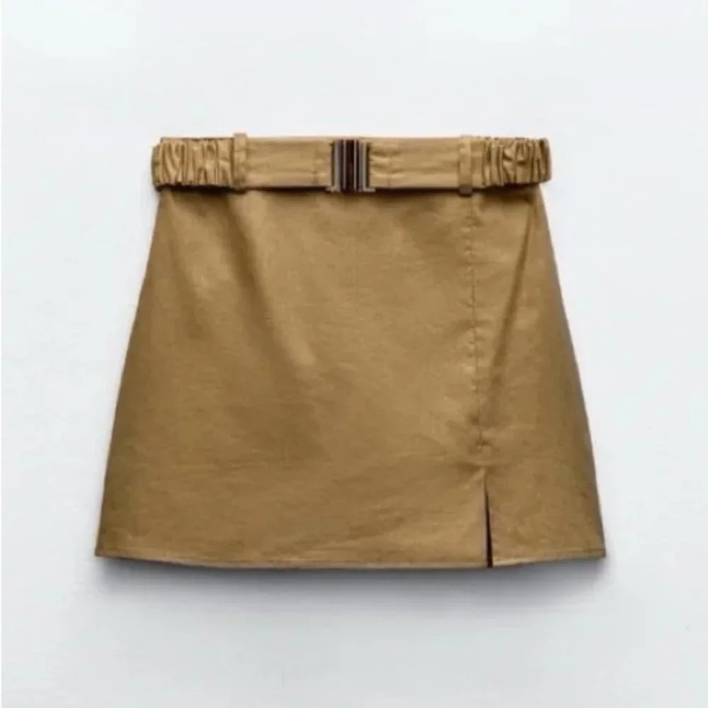Zara Linen Skort - Picture 2 of 14